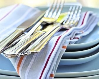 Тяжелые столовые приборы делают вкус еды лучше
